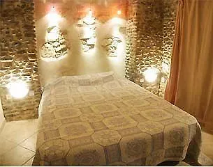 Logis Le Mas Et La Flambee Du Luberon Hotel Venelles